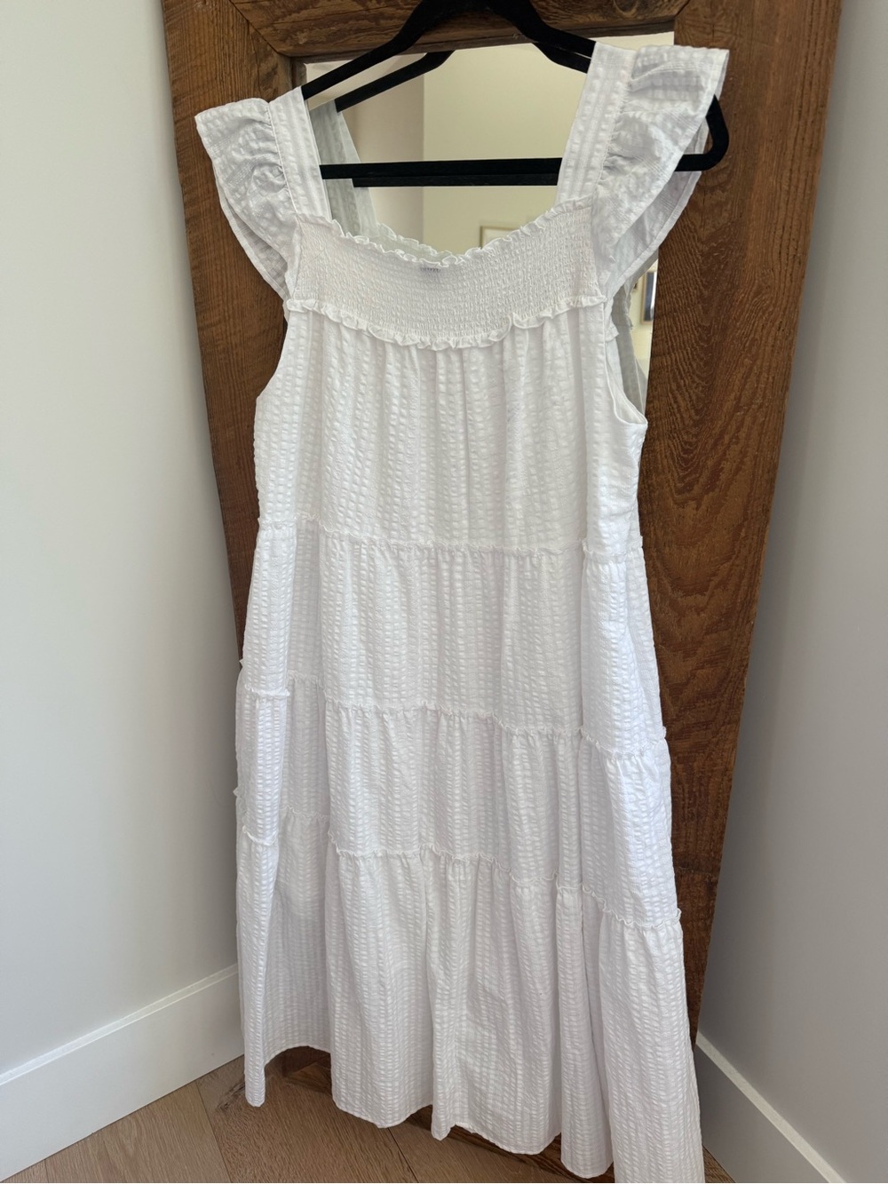 Old Navy White Tiered Cotton Maxi Sundress with Flutter Sleeves - Picture 2 of 3